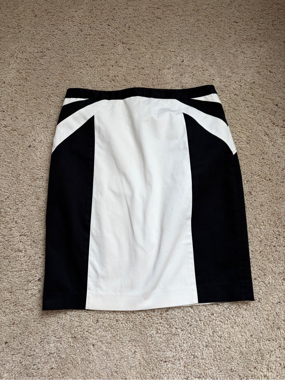 Express Black and White Panel Pencil Skirt size 8 (165)